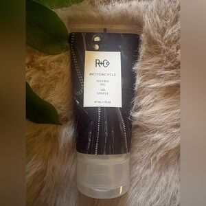 R+Co Motorcycle Flexible Gel in Black and White